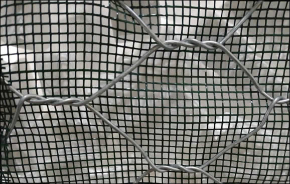 Pet Mesh of Metal Hex Mesh and Fiber Glass Mesh Double Protection